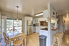 Bright Pine Cabin: Direct Trail Access & Deck!