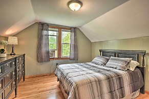 Cozy Family Home w/ Kayaks, Dock & Fire Pit!