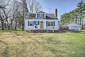 1940s Farm Cottage w/ Fire Pit, 4 Mi to Lake