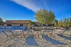 Charming Home, 8 Mi to Joshua Tree Natl Park