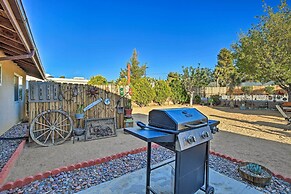 Charming Home, 8 Mi to Joshua Tree Natl Park
