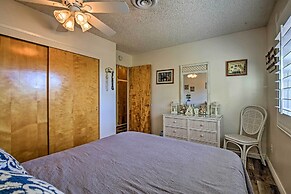 Charming Home, 8 Mi to Joshua Tree Natl Park