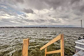 Waterfront Lake Conroe Getaway w/ Multiple Decks!