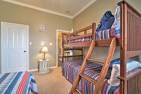 Waterfront Lake Conroe Getaway w/ Multiple Decks!