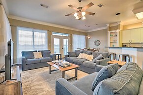 Waterfront Lake Conroe Getaway w/ Multiple Decks!