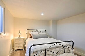 Modern Ranch House w/ Fire Pit & Valley Views