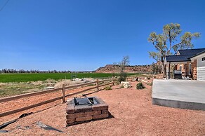 Modern Ranch House w/ Fire Pit & Valley Views