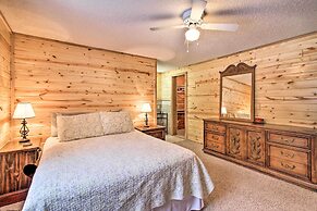 Cozy Crosby Cabin Near Serpent Lake + Main St