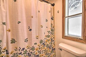 Cozy Crosby Cabin Near Serpent Lake + Main St