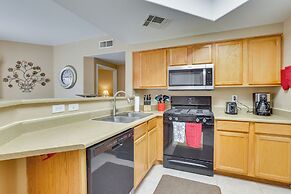 Bright Phoenix Condo - 3 Mi to State Farm Stadium!