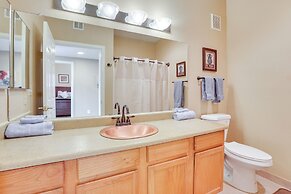 Bright Phoenix Condo - 3 Mi to State Farm Stadium!