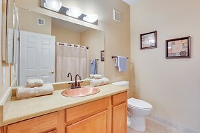 Bright Phoenix Condo - 3 Mi to State Farm Stadium!