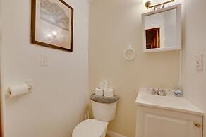 Cozy Houghton Lake Heights Cottage w/ Private Yard