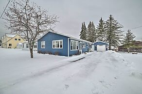 Cozy Houghton Lake Heights Cottage w/ Private Yard