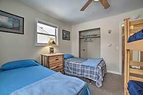 Cozy Houghton Lake Heights Cottage w/ Private Yard