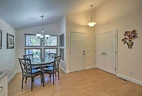 Flagstaff Townhome w/ Deck: Easy Access Downtown!
