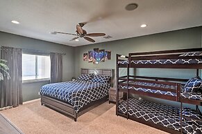 Sun-soaked Colorado River Haven - Walk to Beaches!