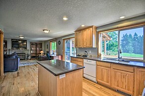 Peaceful, Pet-friendly Washougal Paradise!