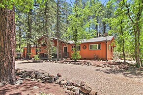 Near Golf & Hiking: Updated Country Club Cabin!