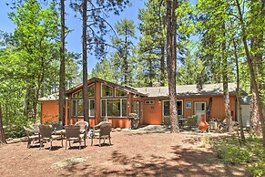 Near Golf & Hiking: Updated Country Club Cabin!