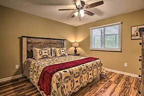 Pigeon Forge Condo w/ Balcony: 5 Mi to Attractions