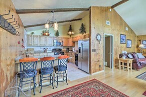 Flagstaff Townhome - Walk to Country Club & Pools!