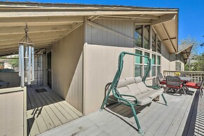 Flagstaff Townhome - Walk to Country Club & Pools!