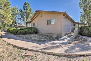 Flagstaff Townhome - Walk to Country Club & Pools!