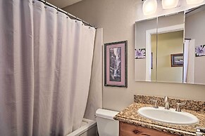 Flagstaff Townhome - Walk to Country Club & Pools!