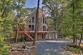 2 Mi to Lake Harmony: Gem w/ Game Room & Deck