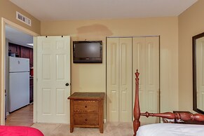 Bear-sighting Condo: Walk to Downtown Gatlinburg!