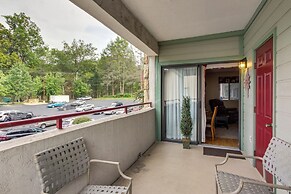 Bear-sighting Condo: Walk to Downtown Gatlinburg!