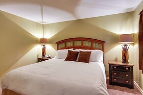 Bear-sighting Condo: Walk to Downtown Gatlinburg!