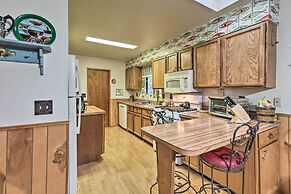 10 Mi to Show Low: Pinetop-lakeside Family Cabin!