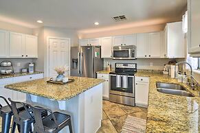 Avondale Oasis w/ Pool: 5 Mi to State Farm Stadium