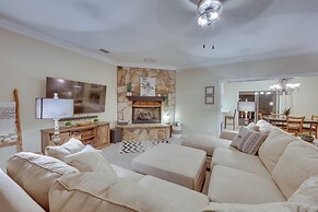 Lovely Hawkins Home w/ Patio & Hangar Garage!