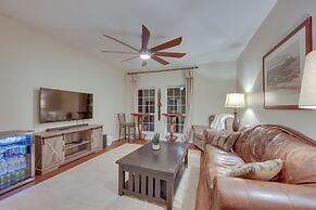 Lovely Hawkins Home w/ Patio & Hangar Garage!