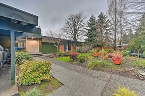 Edmonds Apartment With Private Wine Cellar!