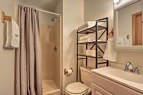 7 Mi to Big Boulder Mountain: Poconos Escape!