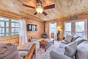 Scenic Murphy Escape With Hot Tub & Fire Pit!