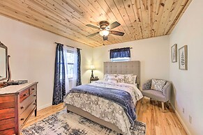 Scenic Murphy Escape With Hot Tub & Fire Pit!