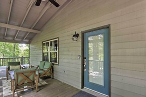 Scenic Murphy Escape With Hot Tub & Fire Pit!