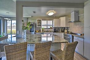 Bright Ormond Beach Home ~ 14 Mi to Daytona!