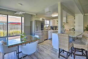 Bright Ormond Beach Home ~ 14 Mi to Daytona!