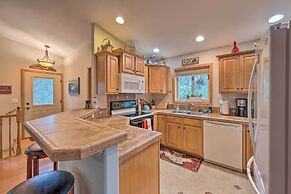 Rustic Mccall Cabin w/ Private Hot Tub & Deck!