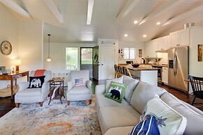 High-end Sapphire Retreat on Fairfield Lake!