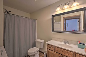 Cozy Cedar Rapids Pad - 2 Blocks to Mercy Care!