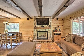 Coconino Cabin w/ Kayaks ~ 13 Mi to Reservoir