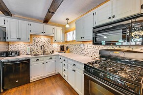 Coconino Cabin w/ Kayaks ~ 13 Mi to Reservoir