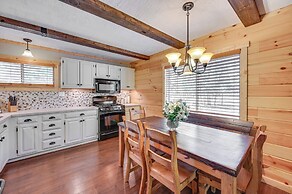 Coconino Cabin w/ Kayaks ~ 13 Mi to Reservoir